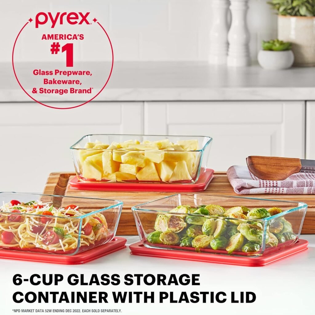 Pyrex Simply Store Glass Food Storage Container, Snug Fit Non-Toxic Plastic BPA-Free Lids, Freezer Dishwasher Microwave Safe, 11 Cup